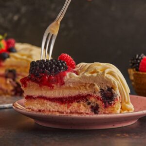 Victoria  Cake - Image 3