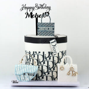 Luxury Themed Cake (2)